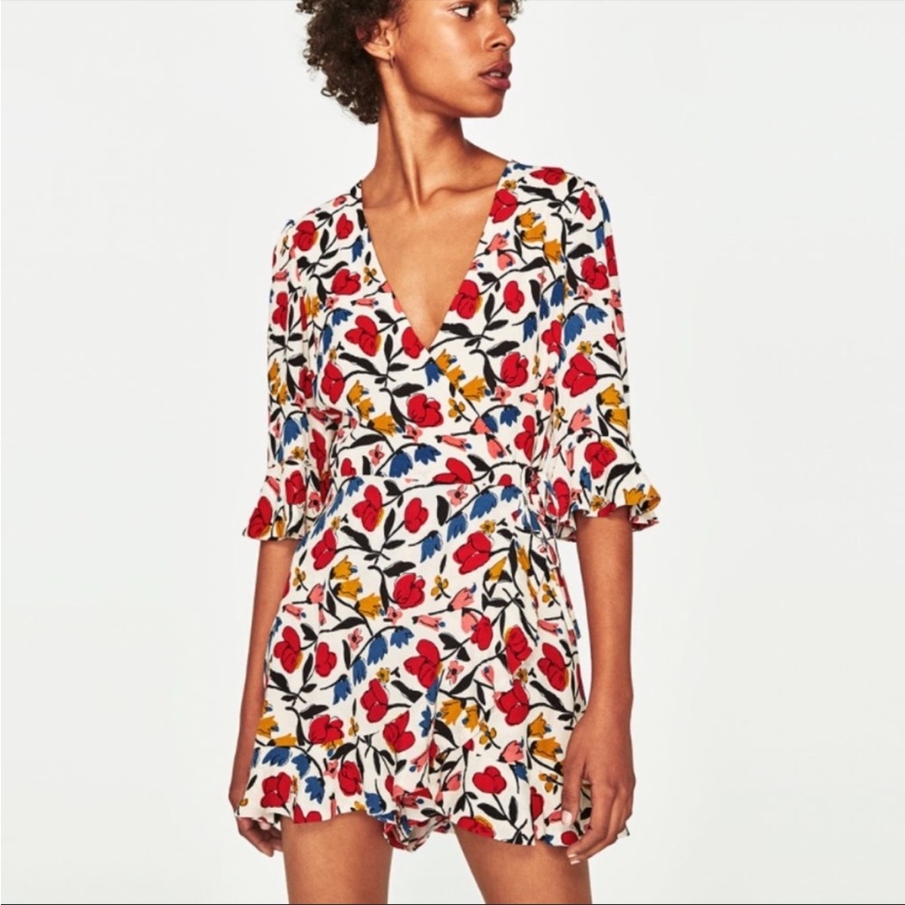 Zara | Trafaluc Collection | Floral Ruffle Wrap Romper | Size XS